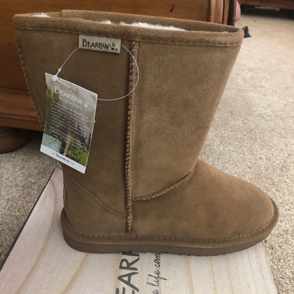 Bearpaw Fuzzy Boots